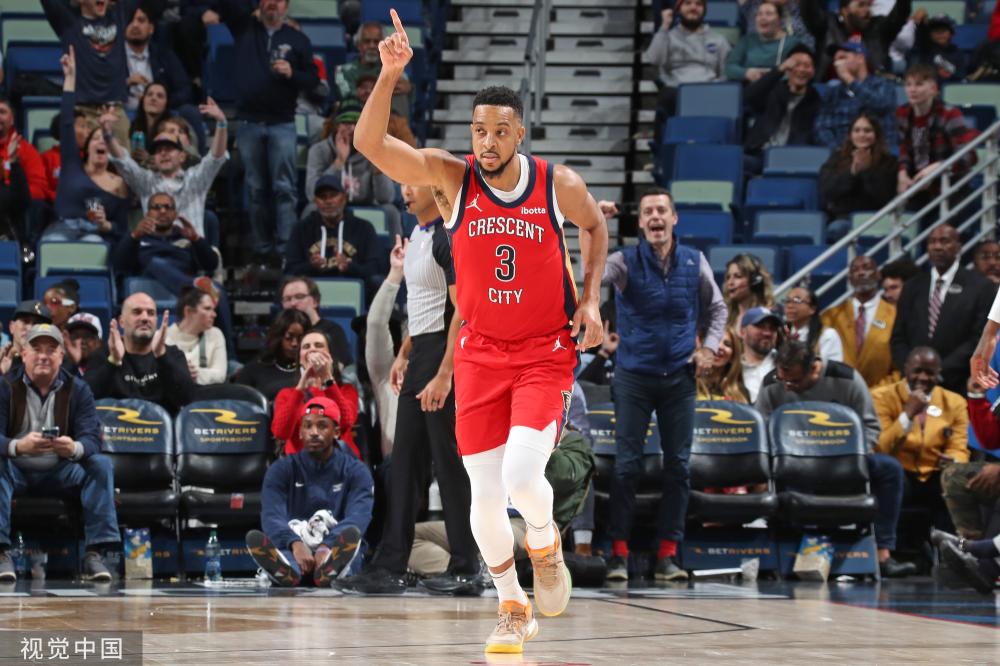 的游泳健儿 的游泳健儿