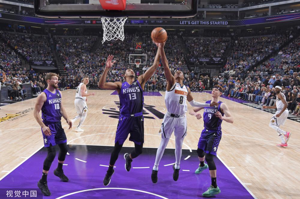 我们期待他 我们期待他