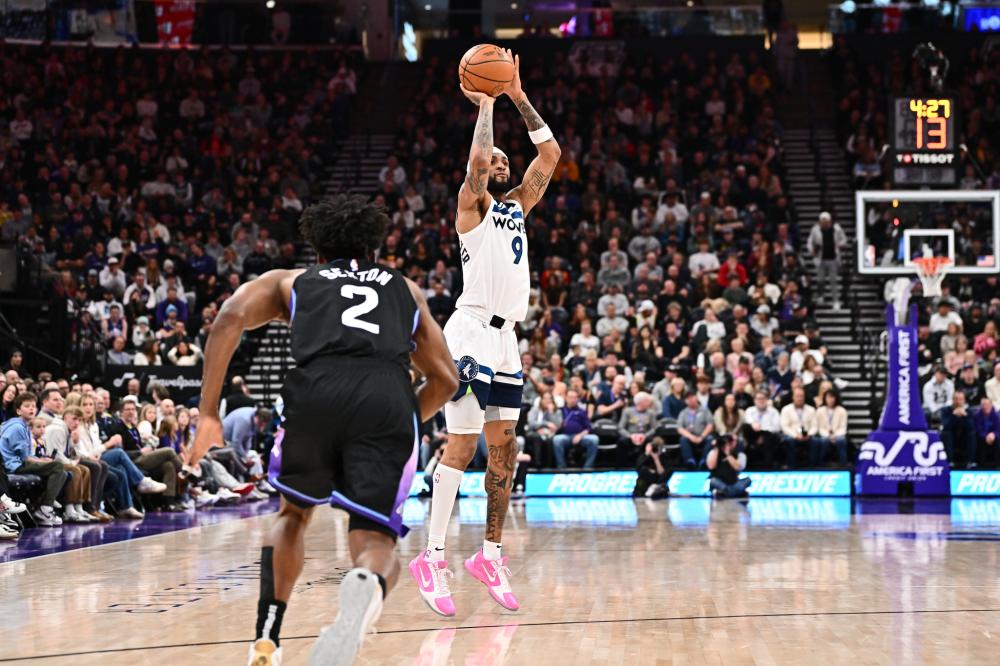 亨得利称赵心童会统治斯诺克多年！赵心童：我会尽自己所能